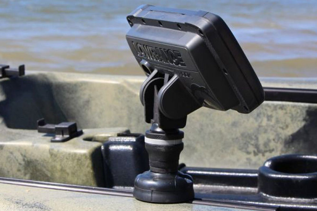 02-4143-11-lowrance.jpg