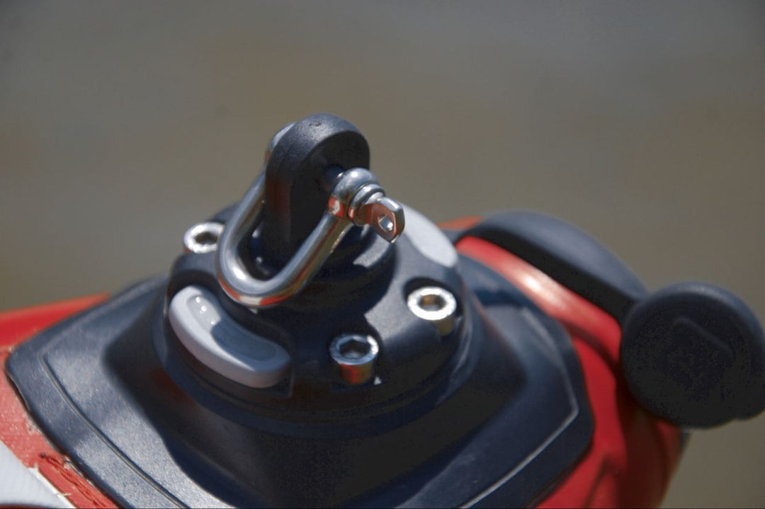 Detail-von-ein-Scha--kel-fu--r-Schlauchboote.jpg