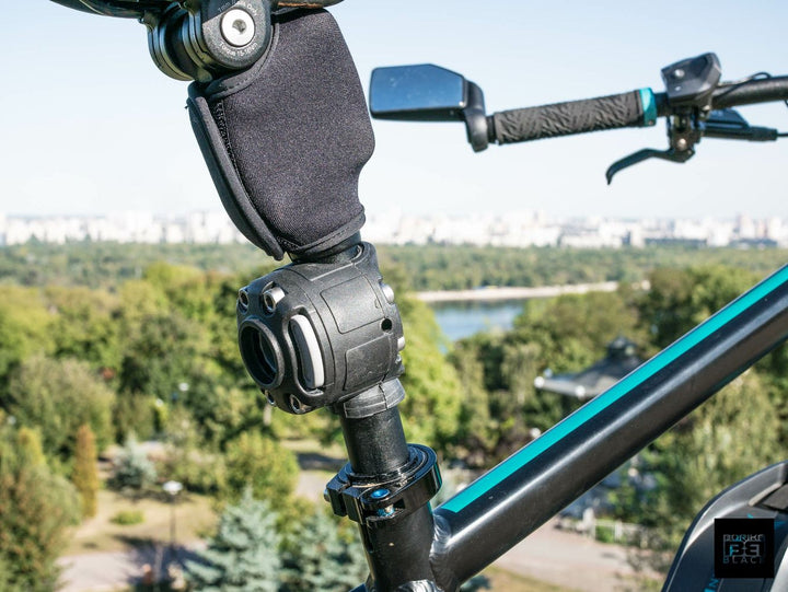 Fasten-Fmr125-Halterung-auf-Fahrrad.jpg