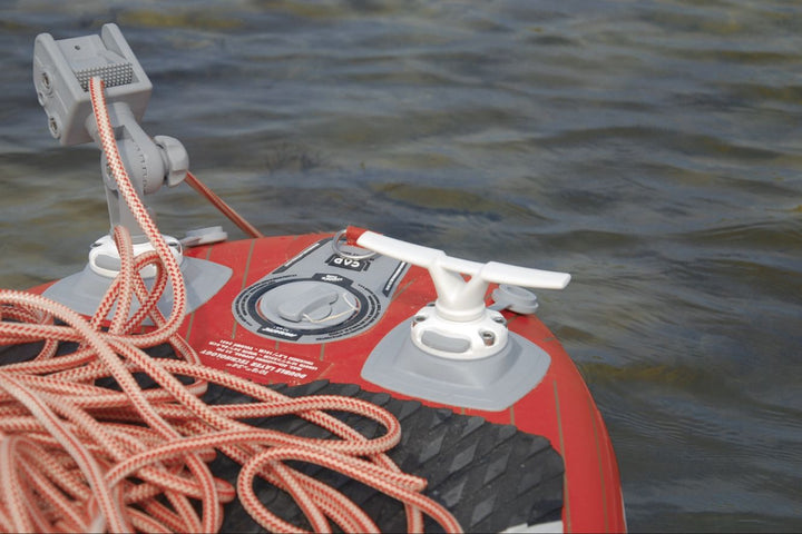 Fasten-Klampe-auf-ein--SUP-montiert.jpg