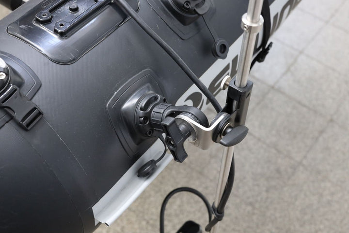Geberstange-Fasten-L1162t-Halterung-Totalblack.jpg