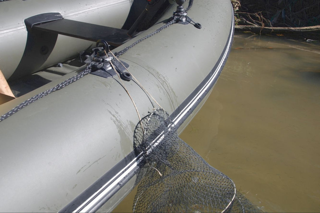 Haken-von-Fasten-fu--r-Schlauchboot-Befestigung-fu--r.jpg