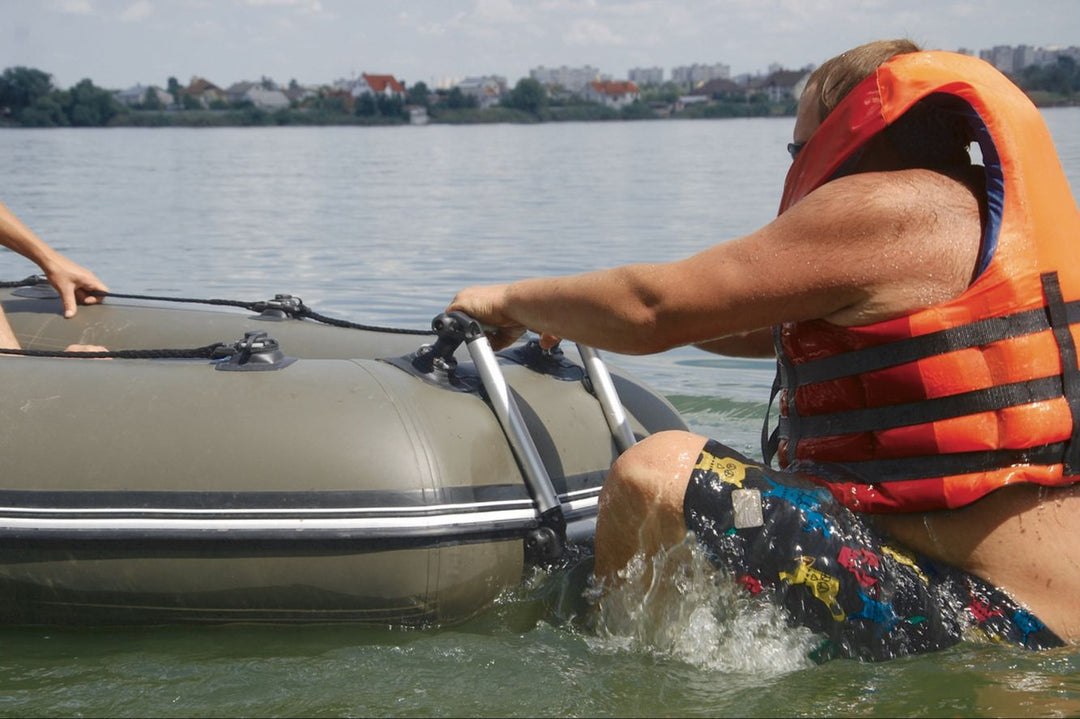 Nautisch-Leiter-von-Fasten-fu--r-Schlauchboote.jpg
