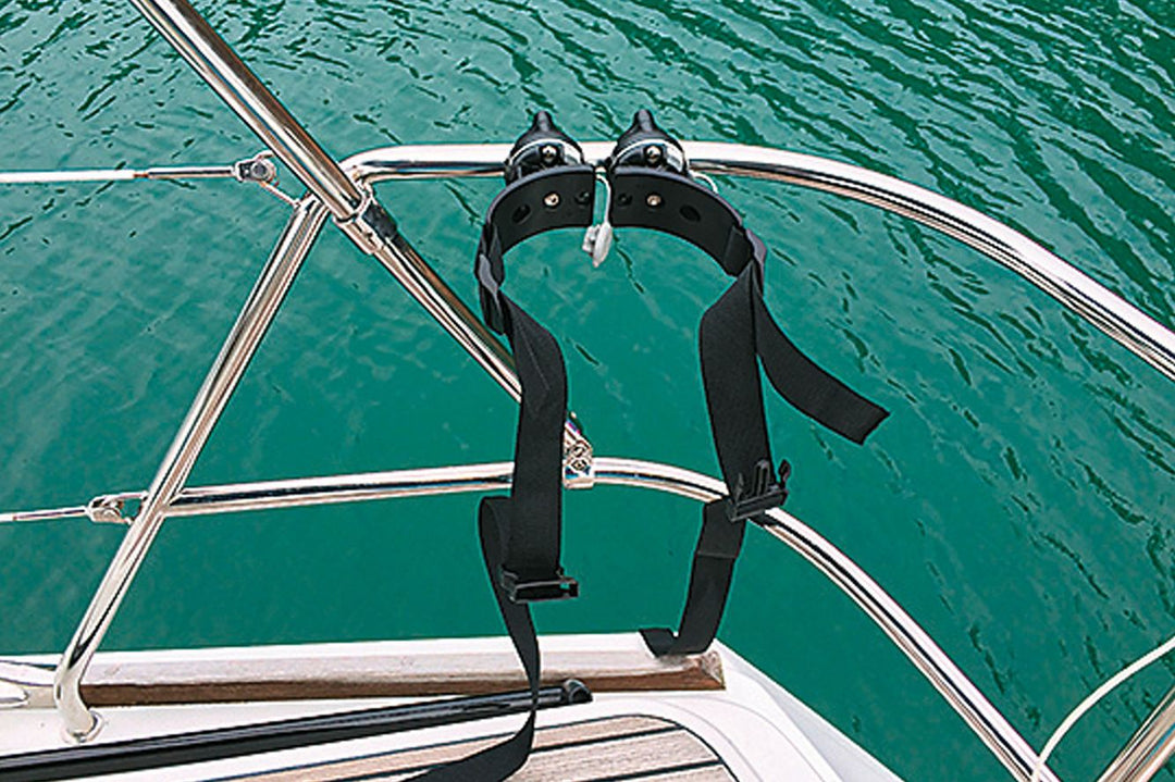 Railblaza-DIVE-und-GAS-BOTTLE-HOLDER.jpg