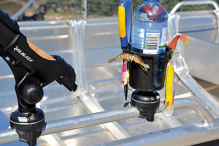 Railblaza-cup-holder-nautic.jpg