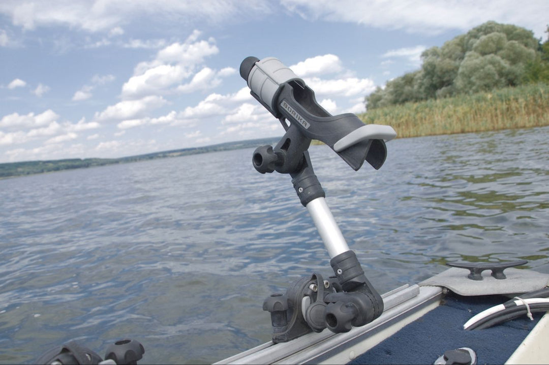 Regulierbar-Halterung-mit-Rutenhalter-fu--r-Angelboot.jpg