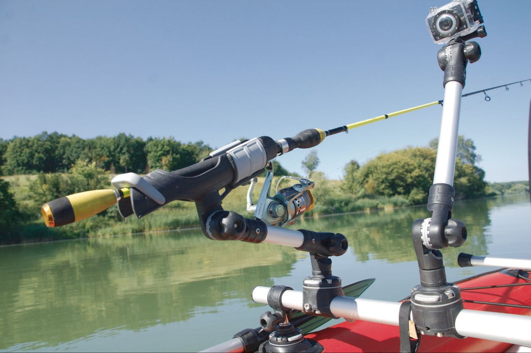 Schlauchboot-fu--r-Angler-ausgestattet-mit-Fasten-Zub.jpg