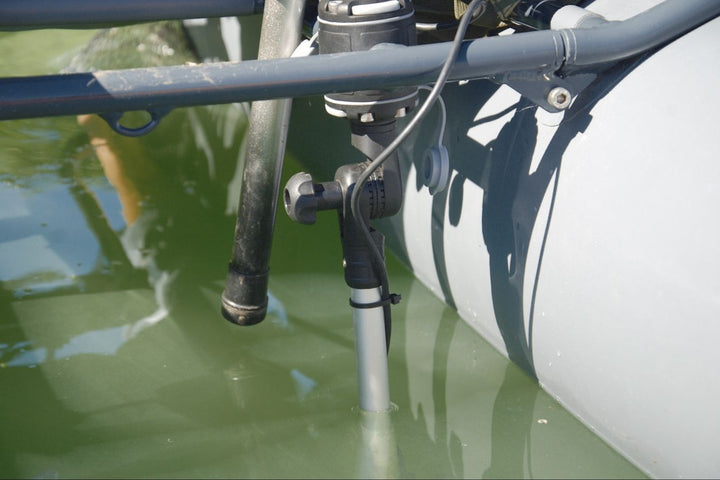 Schlauchboot-fu--r-Angler-mit-Fasten-Geberstange-Fish.jpg