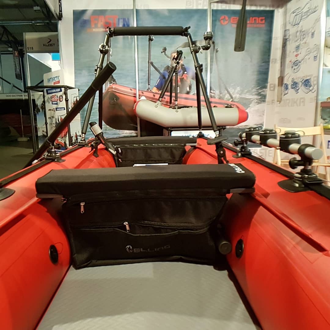 Schlauchkanu-mit-Rollbar.jpg