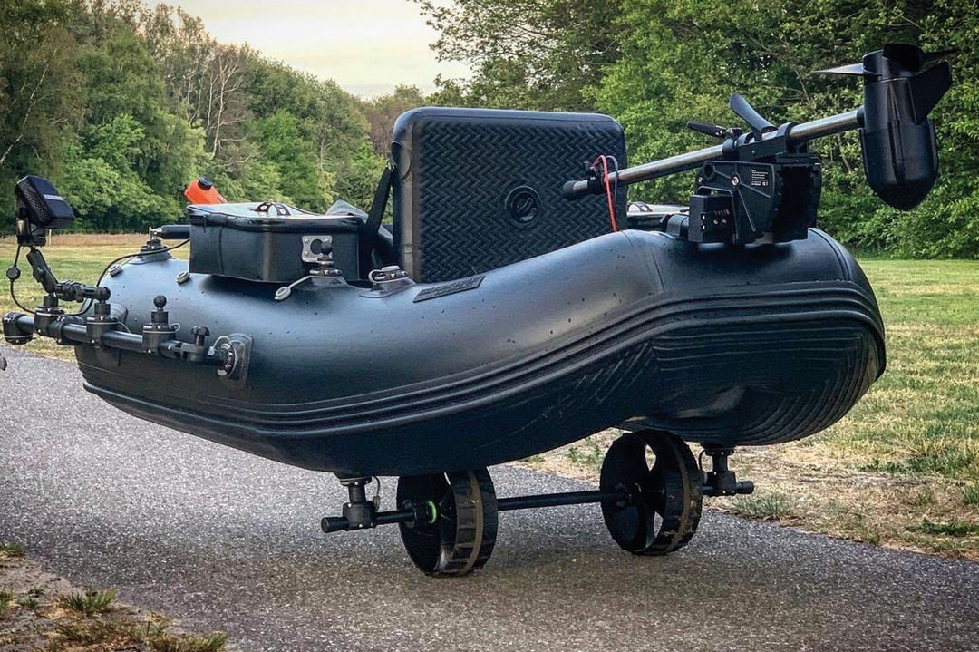 belly-am-motohalter-transportieren.jpg