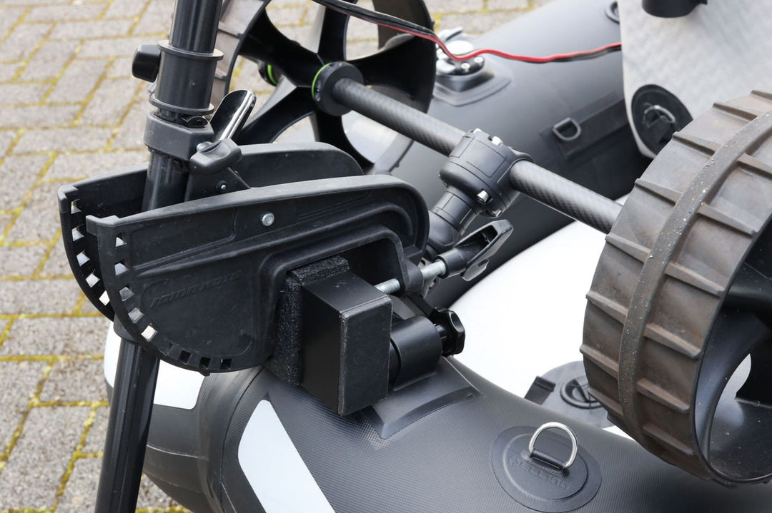 belly-motorhalterung-metall.jpg