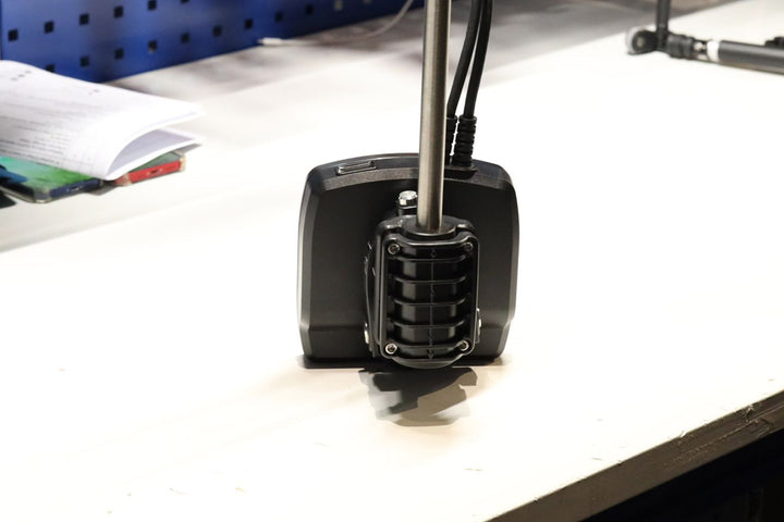 Set: Fasten Geberstange Humminbird MegaLive + Halterung (110x110mm) + Kleber Kit