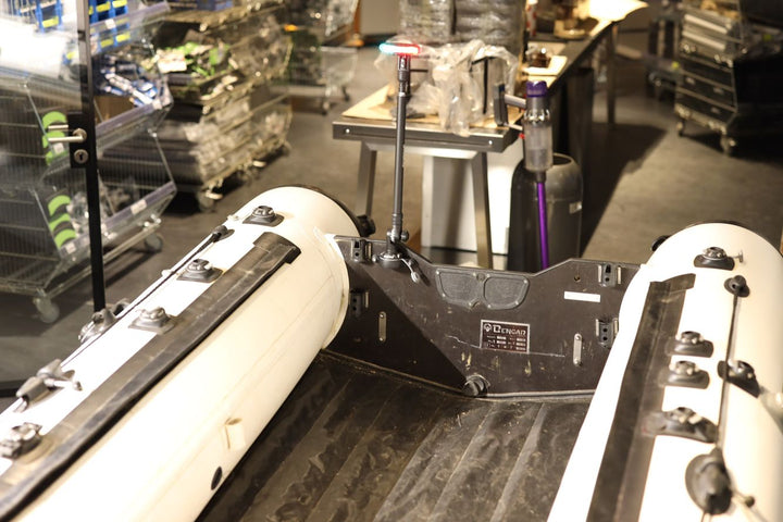 Set: Positionslicht Schlauchboot + Gelenkfuß + Teleskopverlängerung + Halterung