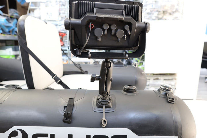 echolot-garmin-halter-ram.jpg