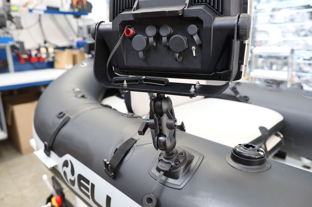 echolot-garmin-ram-mount.jpg