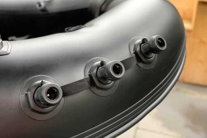 fs218-auf-bellyboot-kleben.jpg