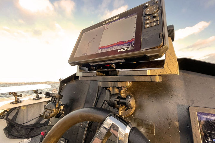 hexx-fisch-finder-mount-insitu-6-tall.jpg