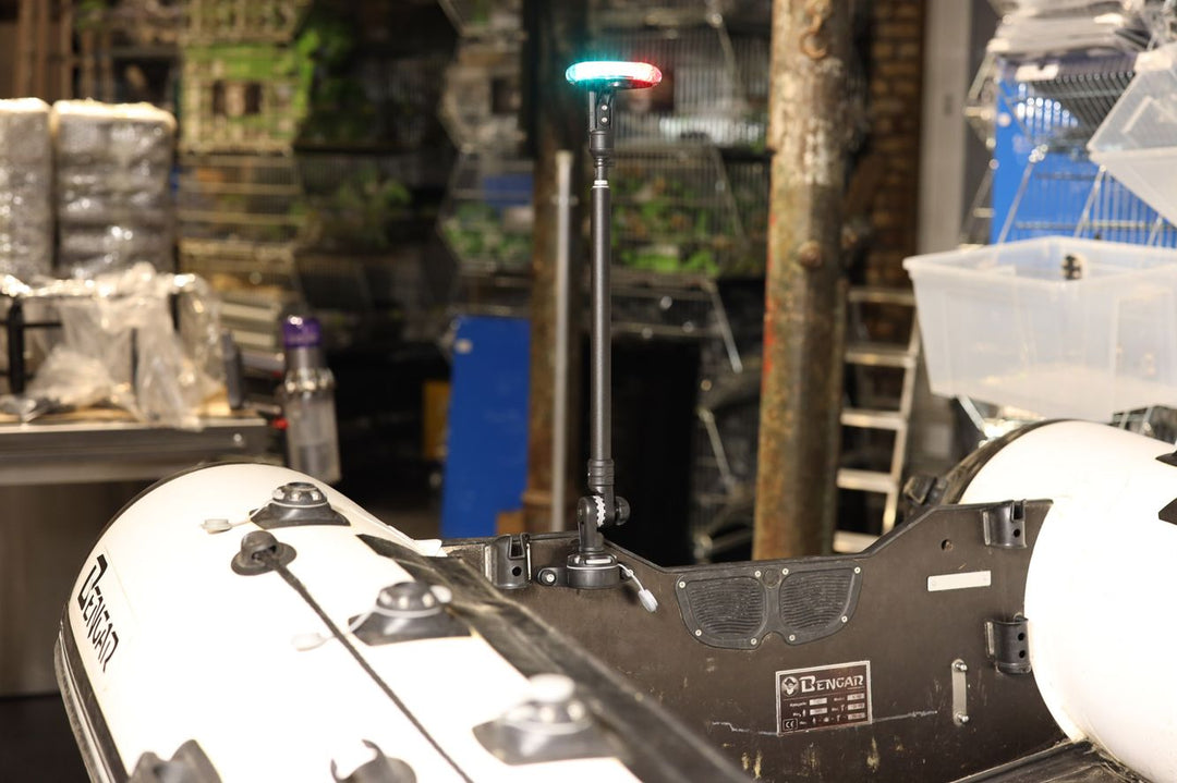 Set: Positionslicht Schlauchboot + Gelenkfuß + Teleskopverlängerung + Halterung