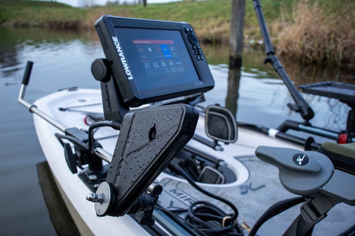 live-scope-kayak-belly.jpg