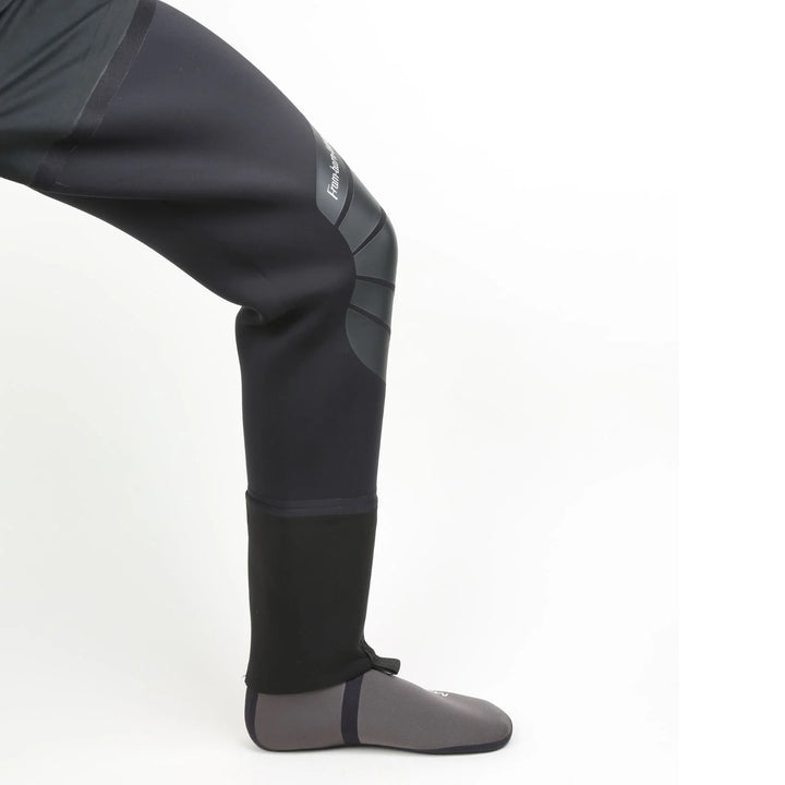 Aktuell in Vorbestellung – mazume Hybrid Wathose MZST-918 – Neue Generation für maximale Wärme &amp; Bewegungsfreiheit