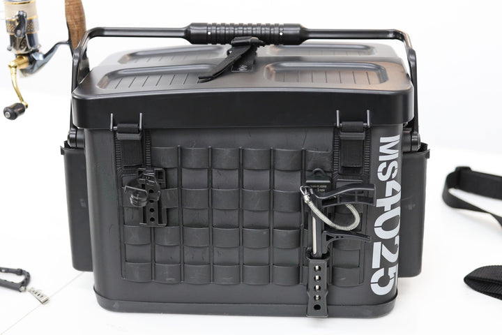 Daiichiseiko fishing tackle carrier MS 4025 fishing bag, with 4 x rod holders